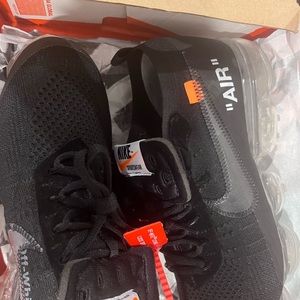 Off white vapor max